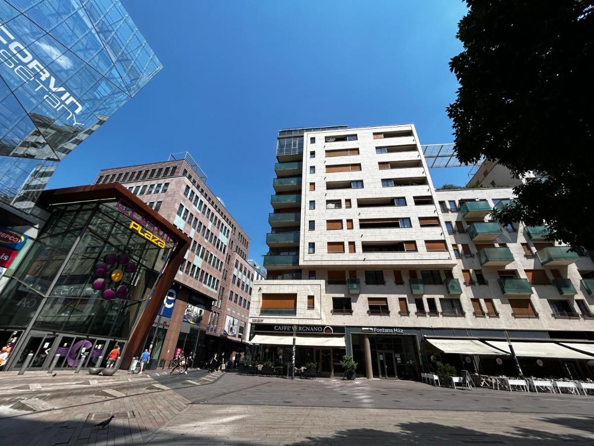 Corvin Boutique Parking In The Plaza Apartman Budapest